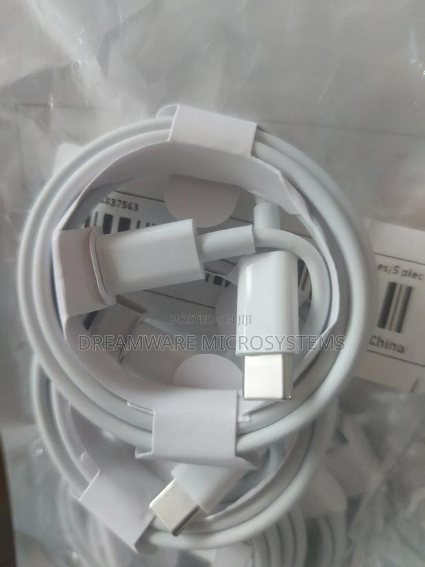 60w Usb-C to Usb-C Fast Charging Cable · Photo 4