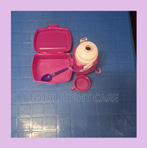 Plastic Lunch Bowl and Water Bottle. · Photo 4