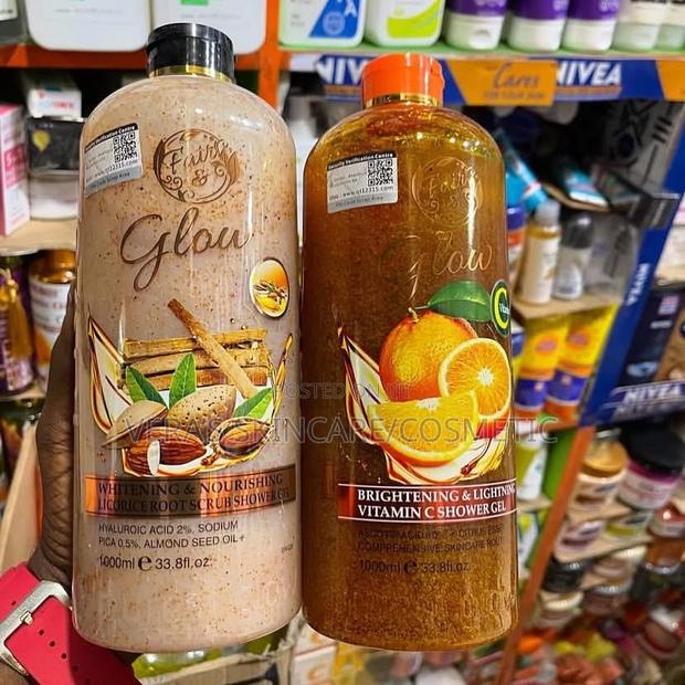 Fair And Glow Shower Gel · Photo 1