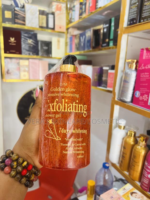 Golden Glow Shower Gels · Photo 2