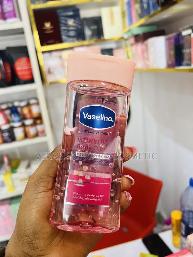 Vaseline Body Oil · Photo 2
