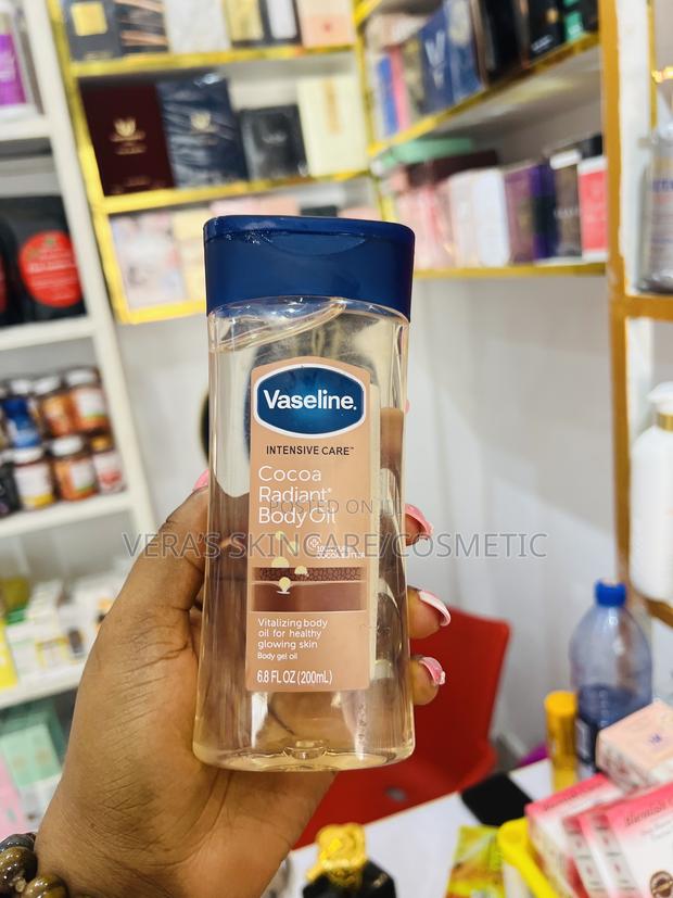 Vaseline Body Oil · Photo 1