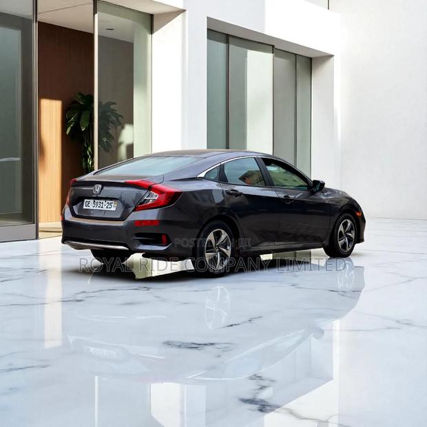 Rent a Car - Honda Civic · Photo 5