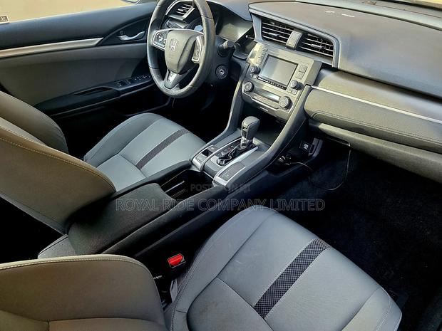 Rent a Car - Honda Civic · Photo 2