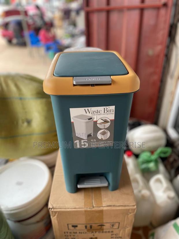 15l Waste Bin With Dual Lid Foot Pedal · Photo 1