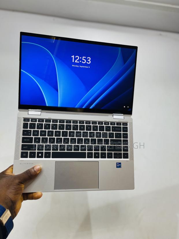 Laptop HP EliteBook 1040 G8 16GB Intel Core i7 SSD 512GB ยท Photo 6