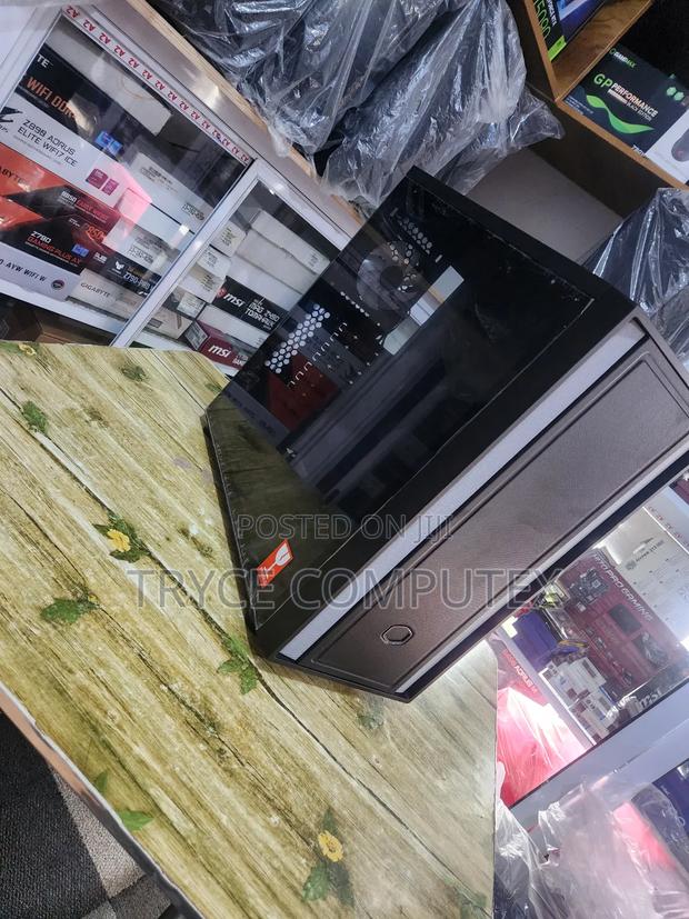Cooler Master Masterbox 600 Mid-Tower E-Atx Airflow Case · Photo 5