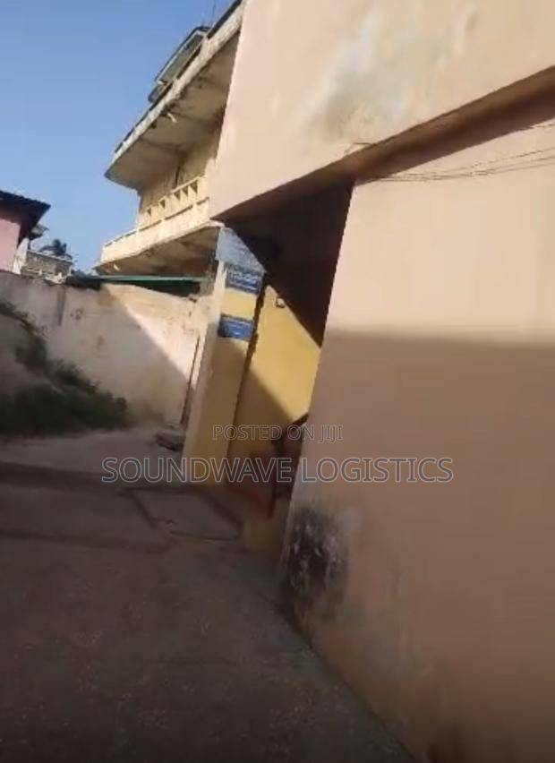 Property for Sale in Adabraka Opposite Roxy Cinema · Photo 2