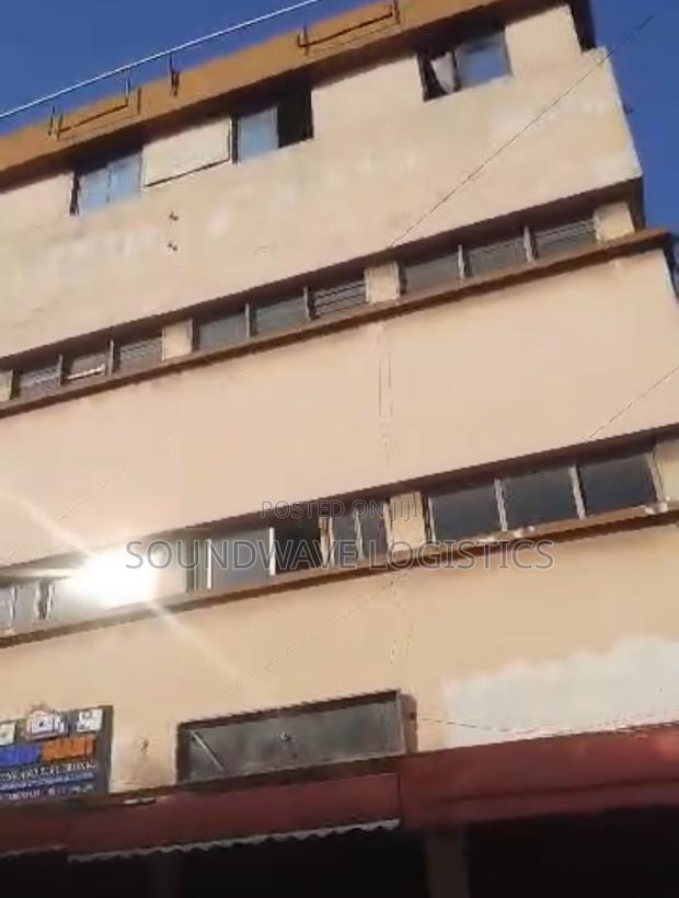 Property for Sale in Adabraka Opposite Roxy Cinema · Photo 4