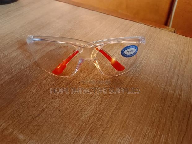 Vaultex Safety Spectacle - Plain [Complete Uv Protection&Anti-scratch] · Photo 4