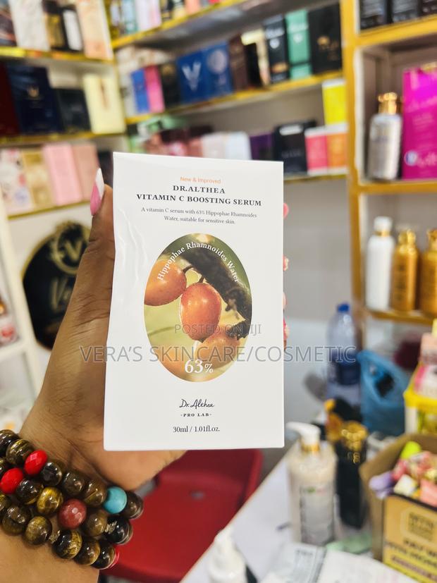 Dr Althea Vit C Boosting Serum · Photo 1