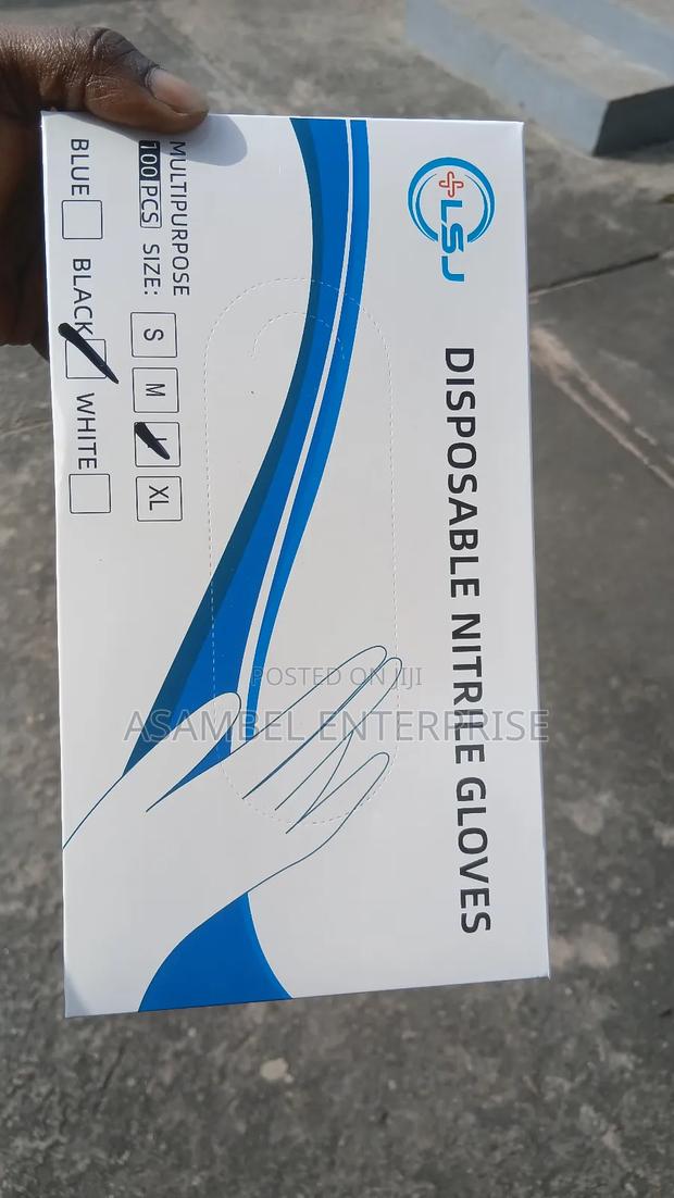 Black Nitrile Gloves · Photo 2