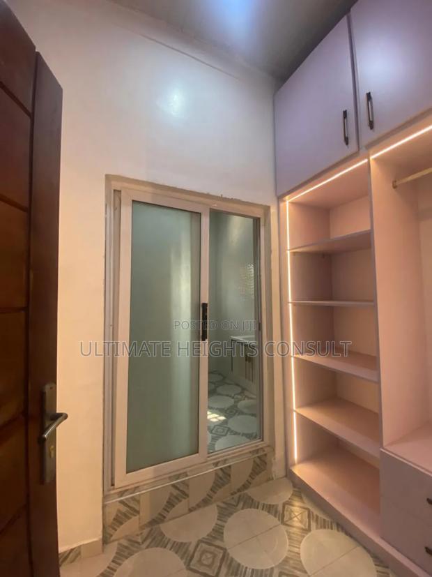 Furnished 2bdrm Apartment in Osu for rent · Photo 7