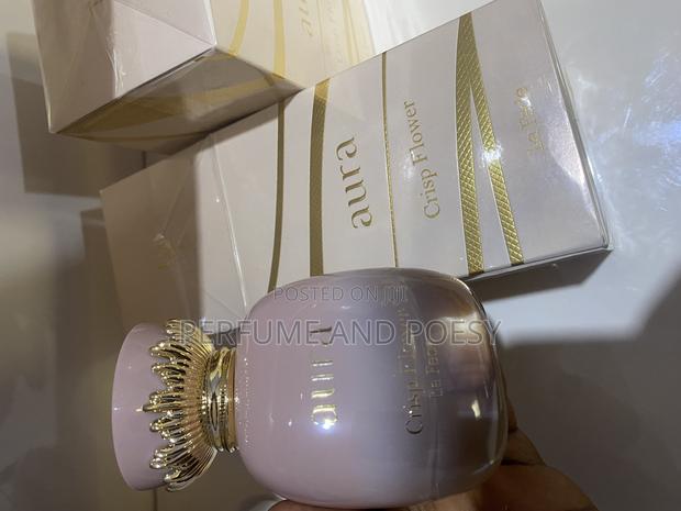Aura Perfume Crisp Flower · Photo 3