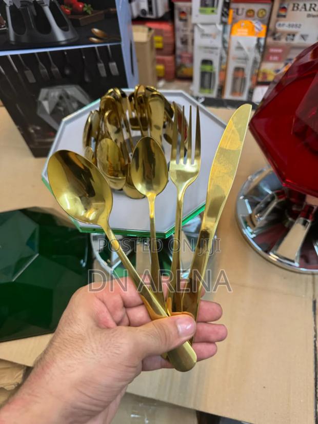 Diamond Cutlery Golden 24 PCS Set · Photo 2