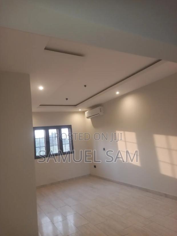 3bdrm Townhouse / Terrace in Tema Community 10 for rent · Photo 7