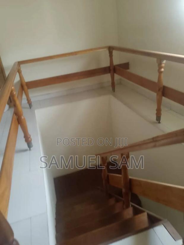 4bdrm House in Community 6, Tema Metropolitan for sale · Photo 6