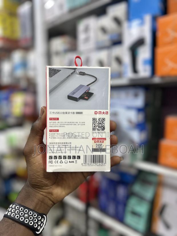 Usb 3.0 Tf-Sd-Cf Card Reader(Combo ) · Photo 2