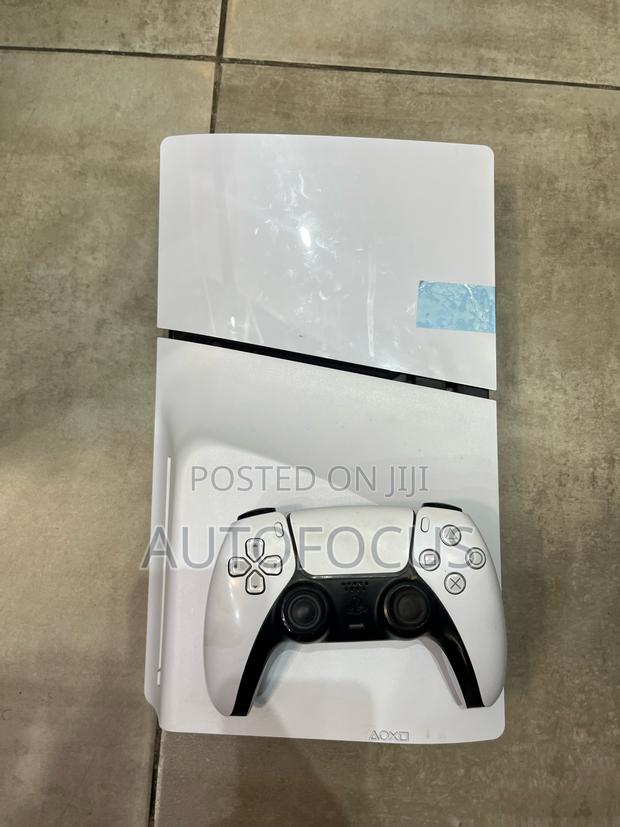 Playstation 5 Slim Standard · Photo 1