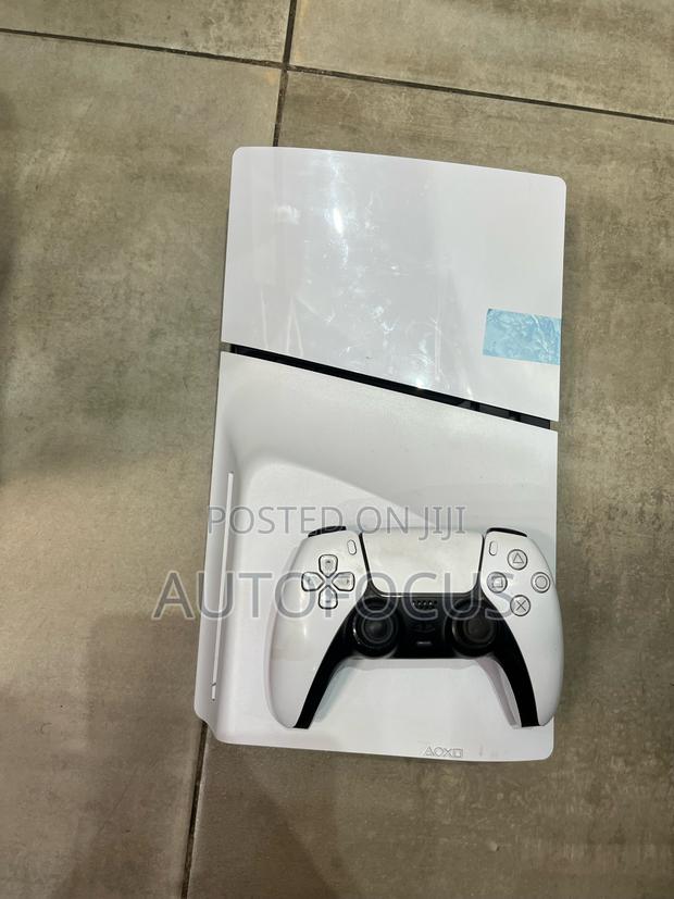 Playstation 5 Slim Standard · Photo 6