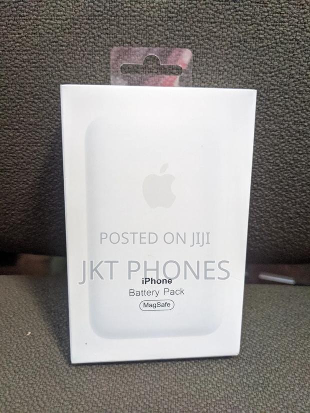 iPhone Battery Pack · Photo 1