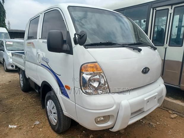 Kia Bongo Double Cabin 4x4 · Photo 1