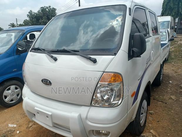 Kia Bongo Double Cabin 4x4 · Photo 3