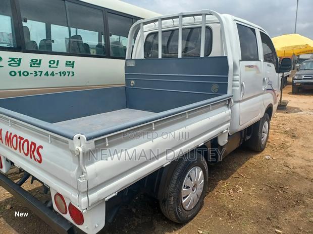 Kia Bongo Double Cabin 4x4 · Photo 5