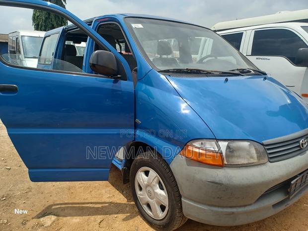 Toyota HiAce 2008 Blue · Photo 3
