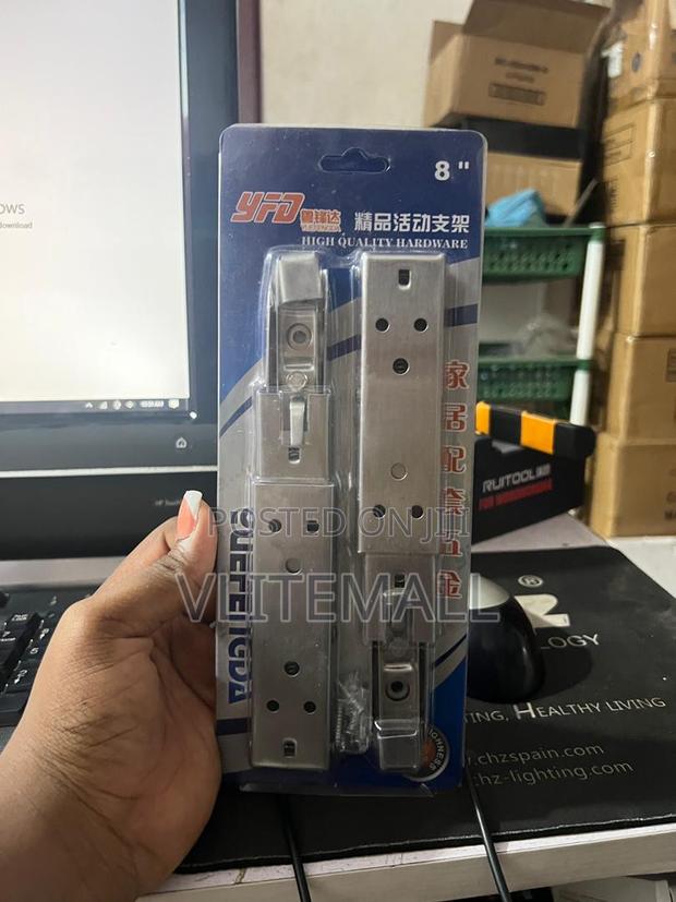 Shelf Bracket Set High Quality Hardware · Photo 1