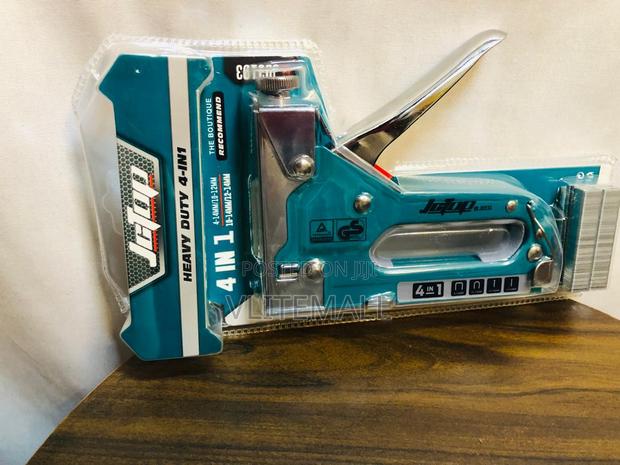 Heavy Duty 4-1 Staple Gun · Photo 1