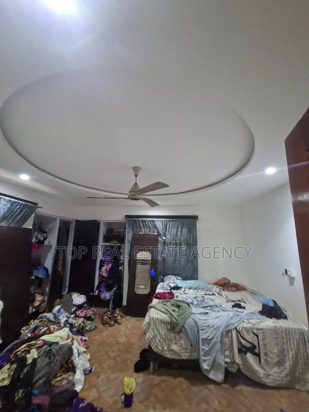 4bdrm House in ,, Business Center, Ashaley Botwe for sale · Photo 3