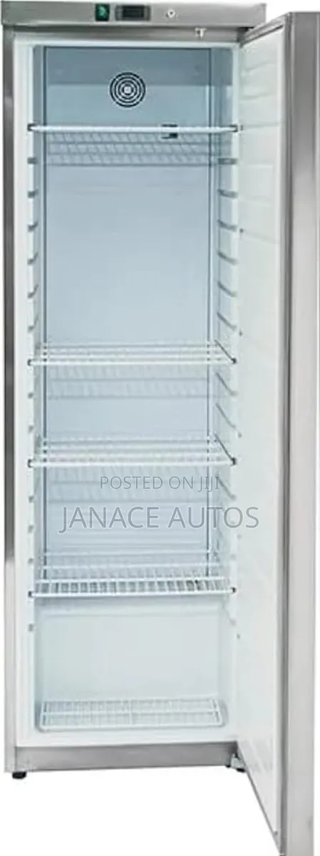 Sterling Pro Spr400s Single Door Upright Fridge · Photo 1