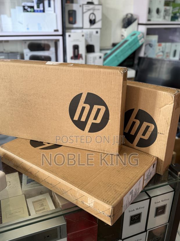 New Laptop HP ProBook 640 G8 32GB Intel Core Ultra 7 SSD 1T · Photo 3