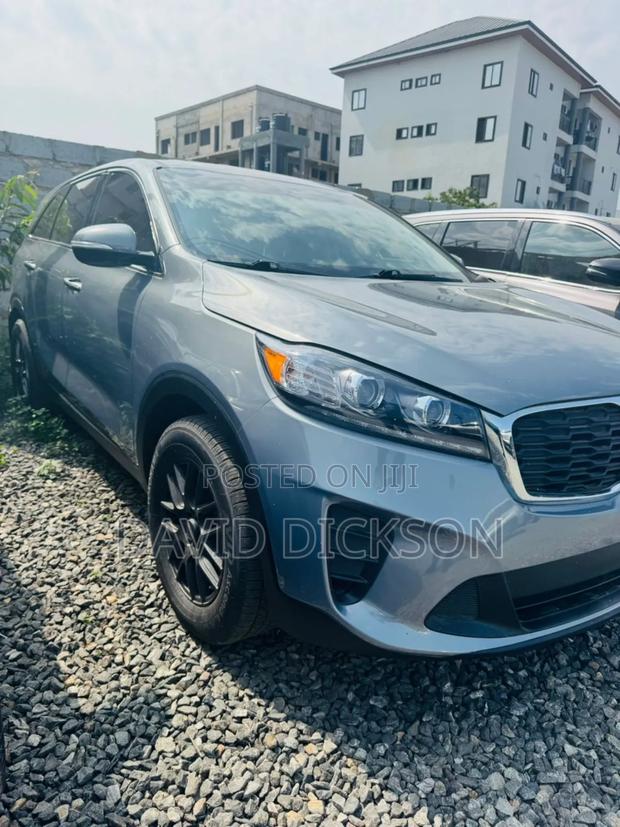 Kia Sorento 2019 Blue · Photo 8