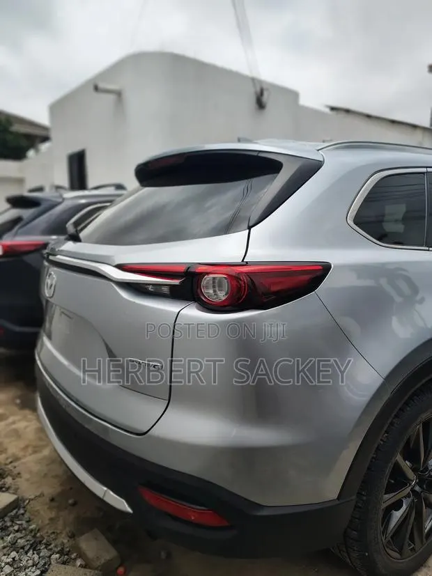 Mazda CX-9 2022 Gray · Photo 1