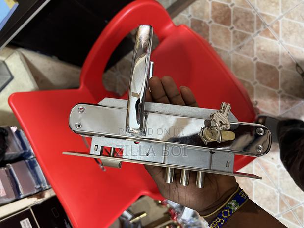 Stainless Steel Italy Lock · Photo 1