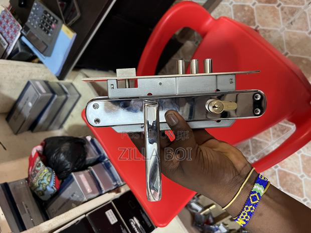Stainless Steel Italy Lock · Photo 4