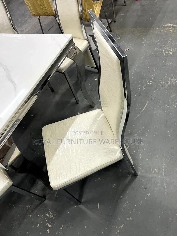 6 Seater and Glossy Marble Dining Set · Photo 2