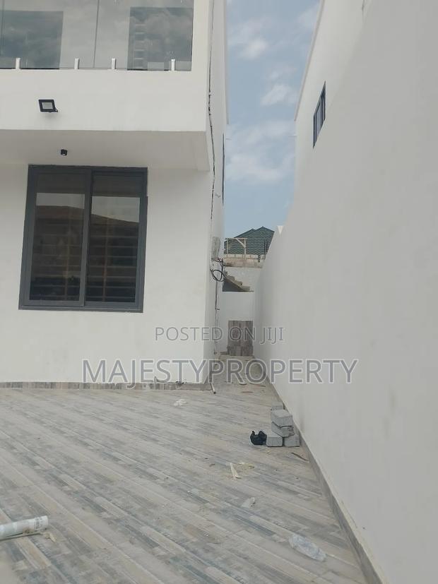 3bdrm House in Hfc, Spintex for sale · Photo 5