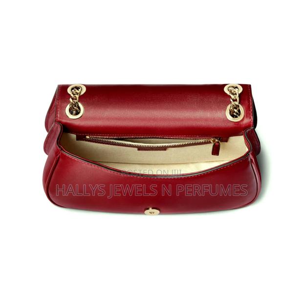 Medium Shoulder or Crossbody Bag, Wine Genuine Leather · Photo 4