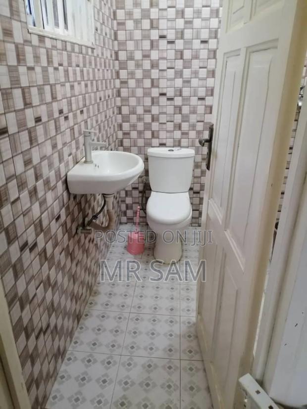 6bdrm House in Sam Properties, Kasoa for sale · Photo 5