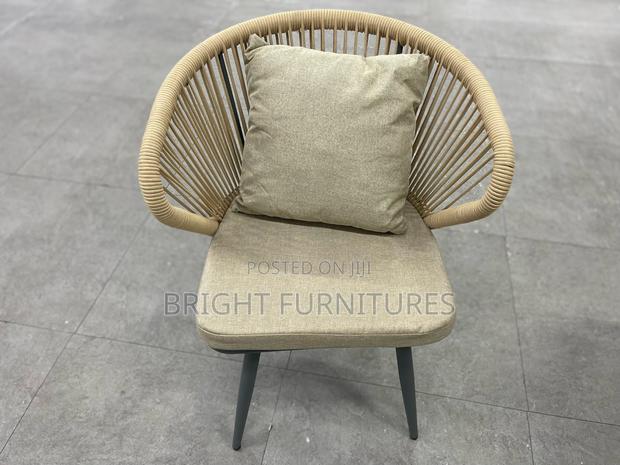 2 Seater Balcony · Photo 3