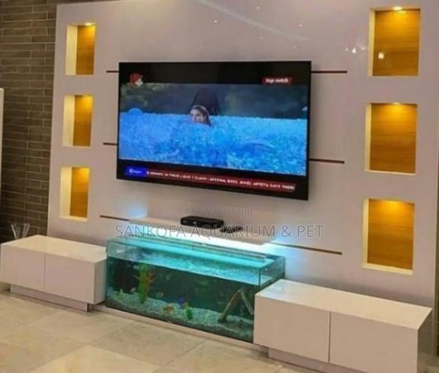 We Build Ultra Classic Modern Tv Unit Aquarium · Photo 1