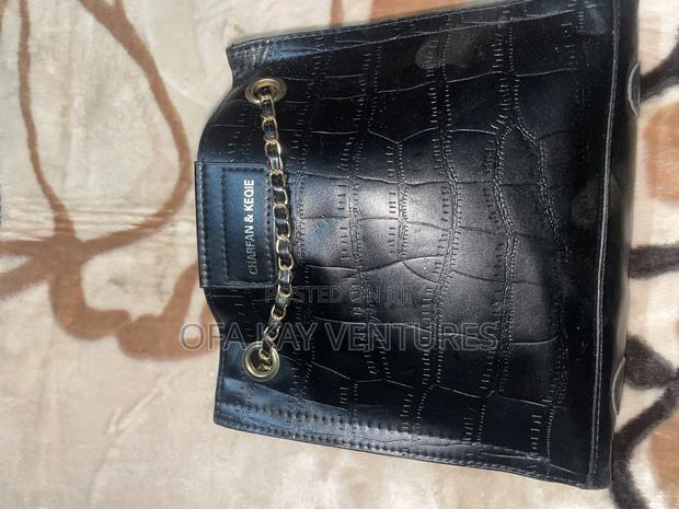 Women Vintage Black Bag · Photo 1