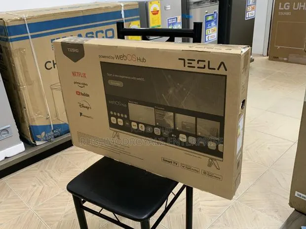 The Effortless Smart Tv: 32" Tesla With Intuitive Controls · Photo 1