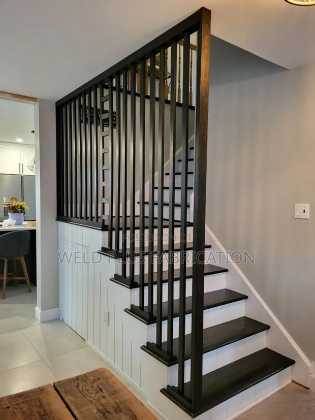Staircase Ballustrade · Photo 1