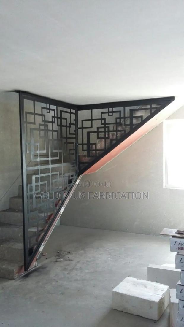 Staircase Ballustrade · Photo 2