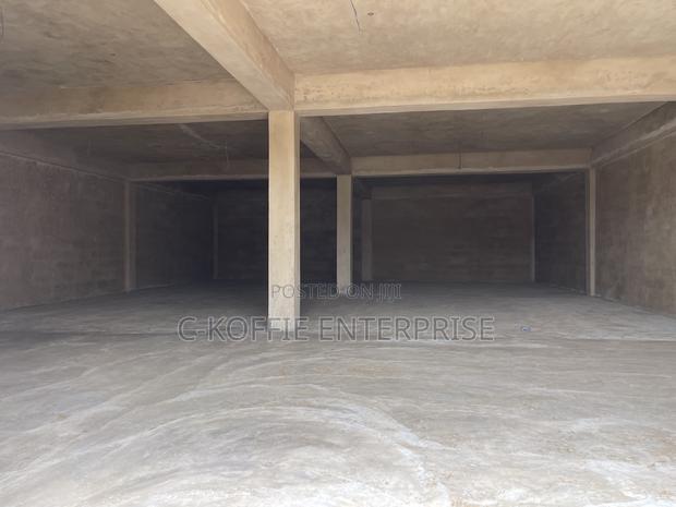 250 SQM Warehouse at Avenor for Rent · Photo 1