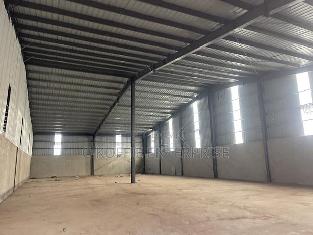 2000 SQM at Tema for Rent · Photo 5